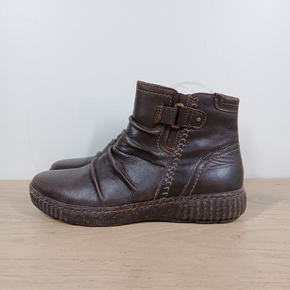 Clarks Shoes - Clarks Booties Womens 7 Brown Leather Ankle Strap Side Zip Comfort Casual Rusti